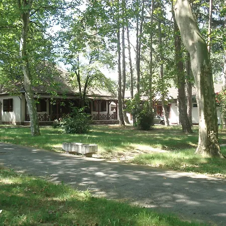 Szálloda Park 2*
