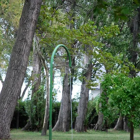 מלון Park בלטונללה