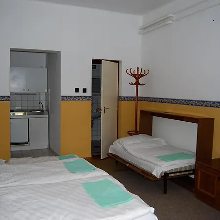 Park Hotel 2*