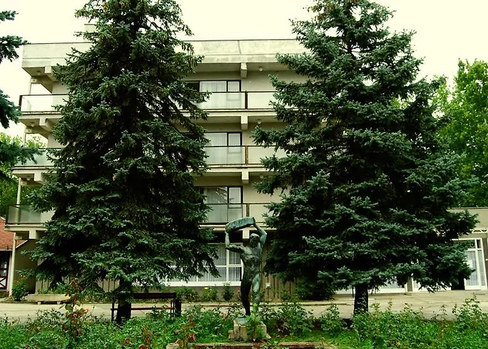 Szálloda Park 2*